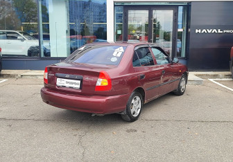 Подержанный автомобиль Hyundai Accent Sedan 2007 года (5 фото)