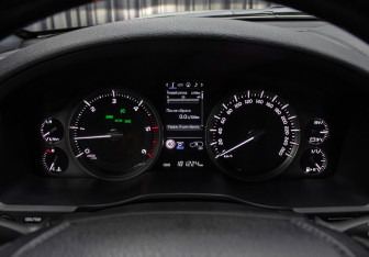 Подержанный автомобиль Toyota Land Cruiser Suv 2018 года (13 фото)