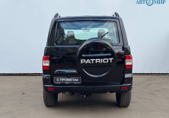 Подержанный автомобиль УАЗ Patriot 2024 года (7 фото)