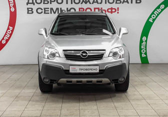 Подержанный автомобиль Opel Antara 2010 года (2 фото)