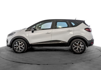 Подержанный автомобиль Renault Kaptur 2019 года (8 фото)