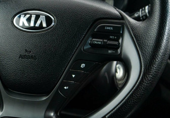 Подержанный автомобиль Kia Ceed Wagon 2012 года (10 фото)