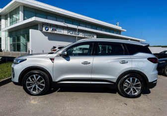 Подержанный автомобиль Chery Tiggo 7 Pro Max 2023 года (8 фото)