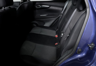 Подержанный автомобиль Nissan Qashqai 2016 года (10 фото)