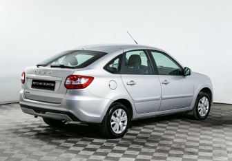 Подержанный автомобиль LADA (ВАЗ) Granta Sedan 2020 года (3 фото)