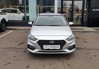 Подержанный автомобиль Hyundai Solaris Sedan 2019 года (2 фото)
