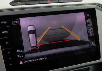 Подержанный автомобиль Volkswagen Passat Wagon 2019 года (13 фото)