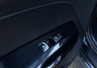 Подержанный автомобиль Kia K5 2020 года (19 фото)