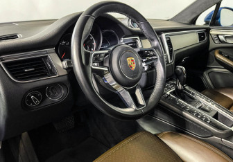 Подержанный автомобиль Porsche Macan 2014 года (13 фото)