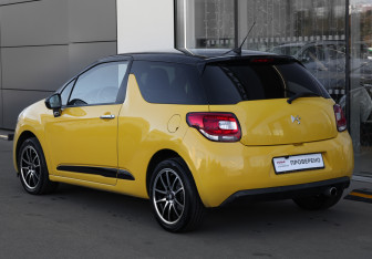 Подержанный автомобиль Citroen DS3 Hatchback 2012 года (7 фото)