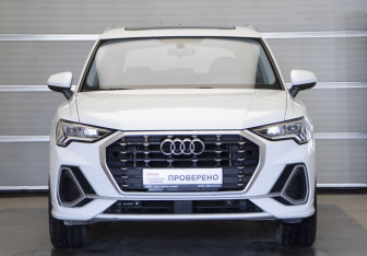 Подержанный автомобиль Audi Q3 2021 года (2 фото)