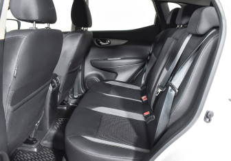 Подержанный автомобиль Nissan Qashqai 2021 года (17 фото)