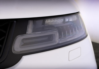 Подержанный автомобиль Land Rover Range Rover Sport 2021 года (17 фото)