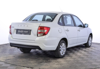 Подержанный автомобиль LADA (ВАЗ) Granta Sedan 2022 года (5 фото)