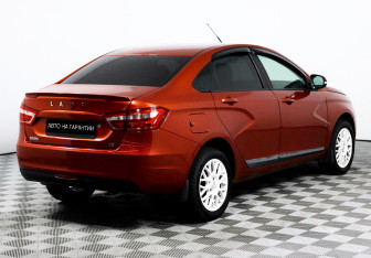 Подержанный автомобиль LADA (ВАЗ) Vesta Sedan 2017 года (5 фото)