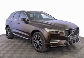 Подержанный автомобиль Volvo XC60 2020 года (3 фото)