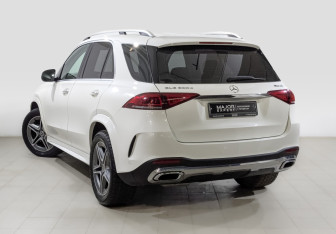 Подержанный автомобиль Mercedes-Benz GLE 2019 года (7 фото)