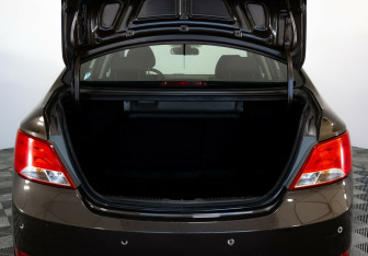 Подержанный автомобиль Hyundai Solaris Sedan 2016 года (10 фото)