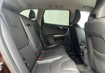 Подержанный автомобиль Volvo XC60 2013 года (11 фото)