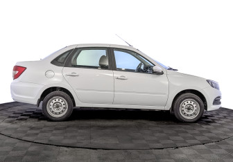 Подержанный автомобиль LADA (ВАЗ) Granta Sedan 2024 года (4 фото)