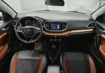 Подержанный автомобиль LADA (ВАЗ) Vesta Sedan 2024 года (11 фото)