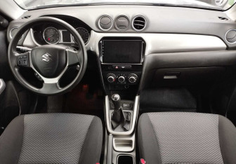 Подержанный автомобиль Suzuki Vitara 2020 года (9 фото)