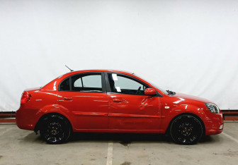 Подержанный автомобиль Kia Rio Sedan 2010 года (4 фото)