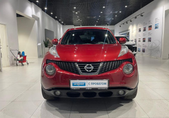 Подержанный автомобиль Nissan Juke 2013 года (2 фото)