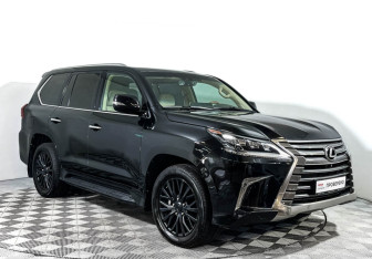 Подержанный автомобиль Lexus LX 2016 года (3 фото)