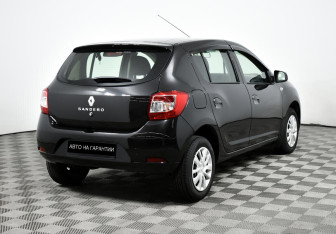 Подержанный автомобиль Renault Sandero 2020 года (5 фото)