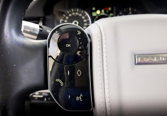 Подержанный автомобиль Land Rover Range Rover Evoque 2019 года (29 фото)