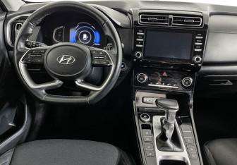 Подержанный автомобиль Hyundai Creta 2022 года (12 фото)