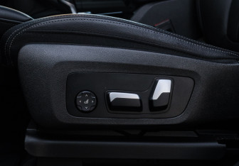 Подержанный автомобиль BMW X3 2022 года (21 фото)