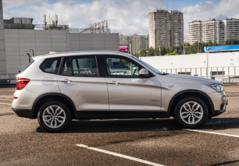 Подержанный автомобиль BMW X3 2014 года (4 фото)