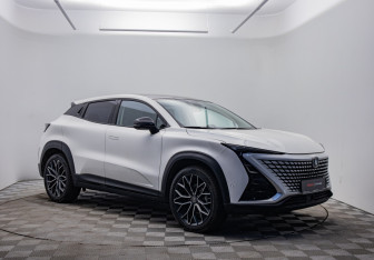 Подержанный автомобиль Changan UNI-T 2023 года (3 фото)