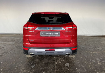 Подержанный автомобиль Geely Atlas 2020 года (5 фото)