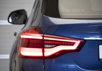 Подержанный автомобиль BMW X3 2019 года (37 фото)