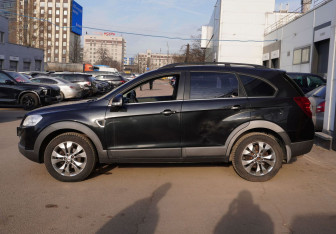 Подержанный автомобиль Chevrolet Captiva 2011 года (4 фото)