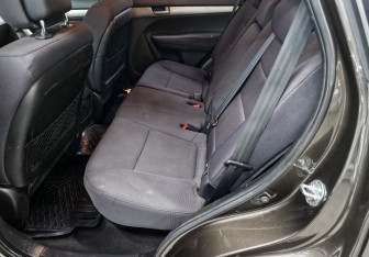 Подержанный автомобиль Kia Sorento 2011 года (17 фото)