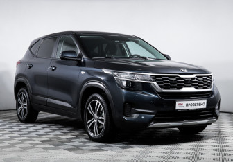 Подержанный автомобиль Kia Seltos 2021 года (3 фото)