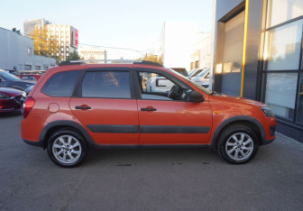 Подержанный автомобиль LADA (ВАЗ) Kalina Wagon 2015 года (4 фото)
