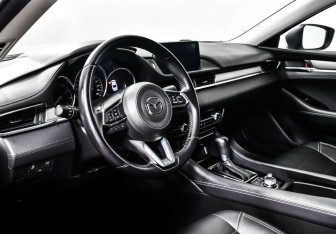 Подержанный автомобиль Mazda 6 Sedan 2019 года (7 фото)