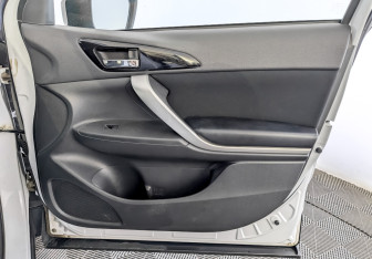 Подержанный автомобиль Mitsubishi Eclipse Cross 2021 года (24 фото)