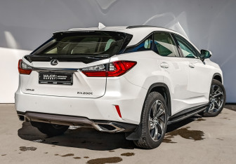 Подержанный автомобиль Lexus RX 2015 года (5 фото)