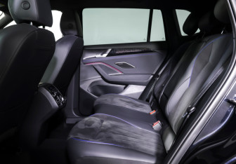 Подержанный автомобиль Volkswagen Tiguan 2025 года (11 фото)