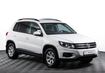 Подержанный автомобиль Volkswagen Tiguan 2012 года (3 фото)