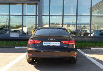 Подержанный автомобиль Audi A3 Sedan 2013 года (6 фото)