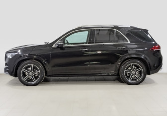 Подержанный автомобиль Mercedes-Benz GLE 2021 года (8 фото)