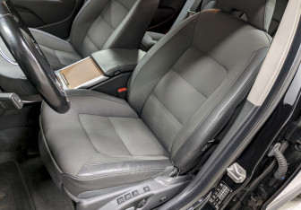 Подержанный автомобиль Volvo XC70 2014 года (14 фото)