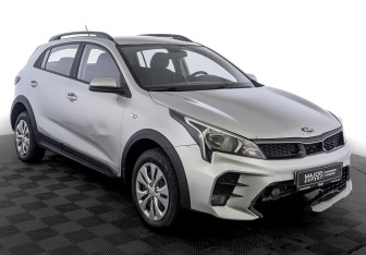 Подержанный автомобиль Kia Rio Hatchback 2021 года (3 фото)